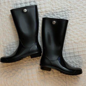 Ugg Shaye Black Rubber Boots Size 10